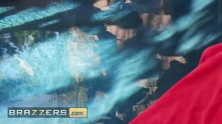 Brazzers – Ebony bbw Maserati dominates petite blonde