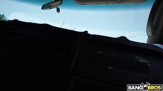 18 Year Old Size QueenKED – Izzy Rae