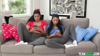 Maya Farrell, Ameena Green- Squirt For The Camera | Blowjob – S63